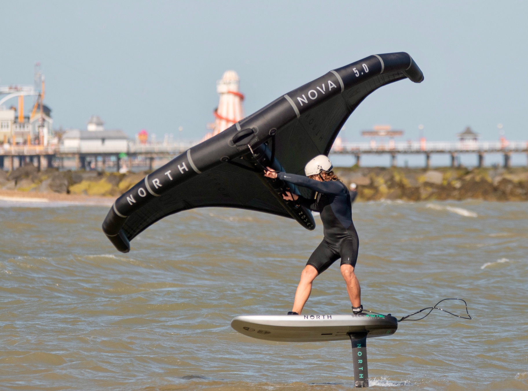 Zenith Kiting on the Essex shoreline